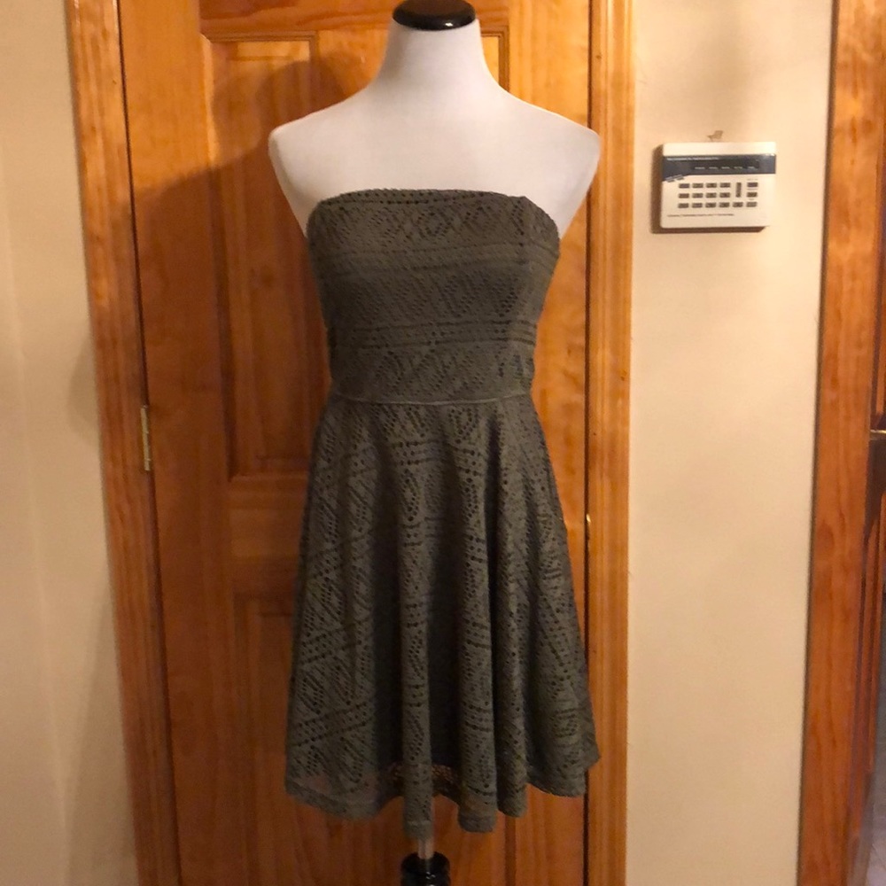Express dress strapless or removable straps